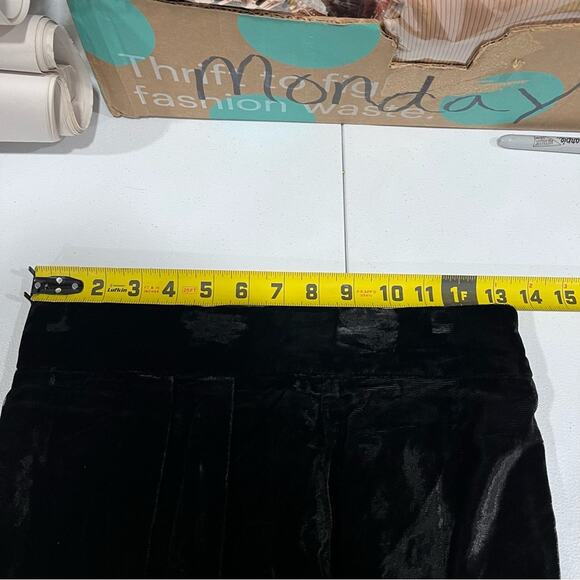 Vintage J Christopher Black Velvet Velour Midi Skirt Womens XS Rayon Modest - Picture 7 of 8